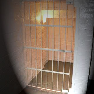jail-cell2